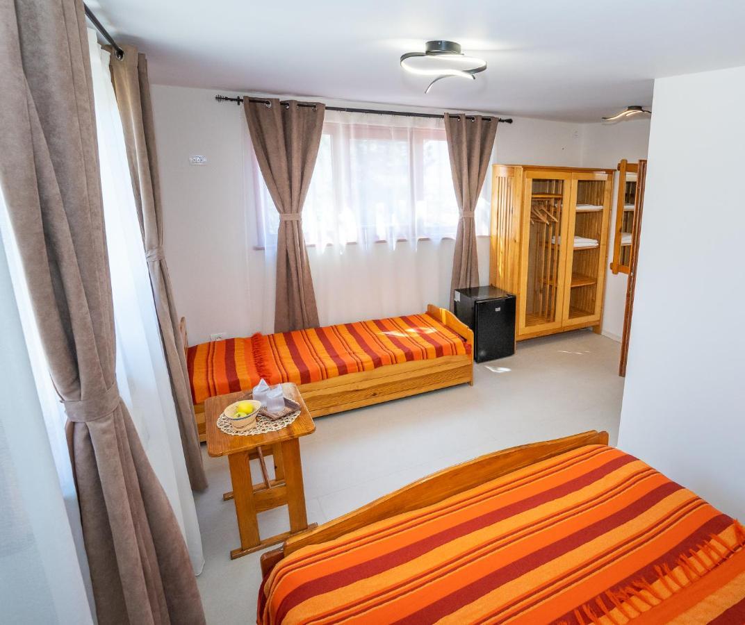 Casa Nikita Hotell Vama Veche Exteriör bild