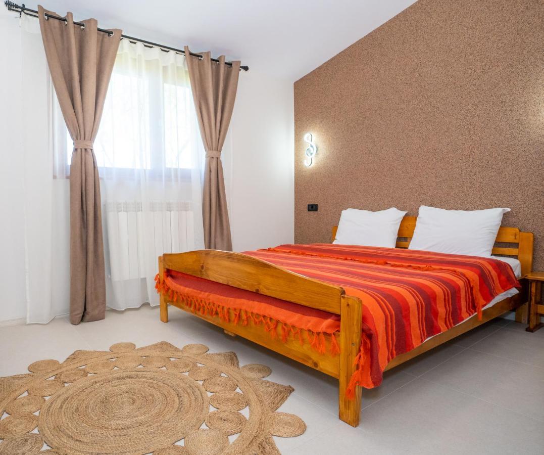 Casa Nikita Hotell Vama Veche Exteriör bild