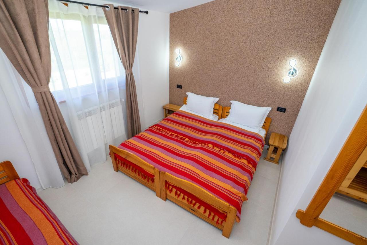 Casa Nikita Hotell Vama Veche Exteriör bild