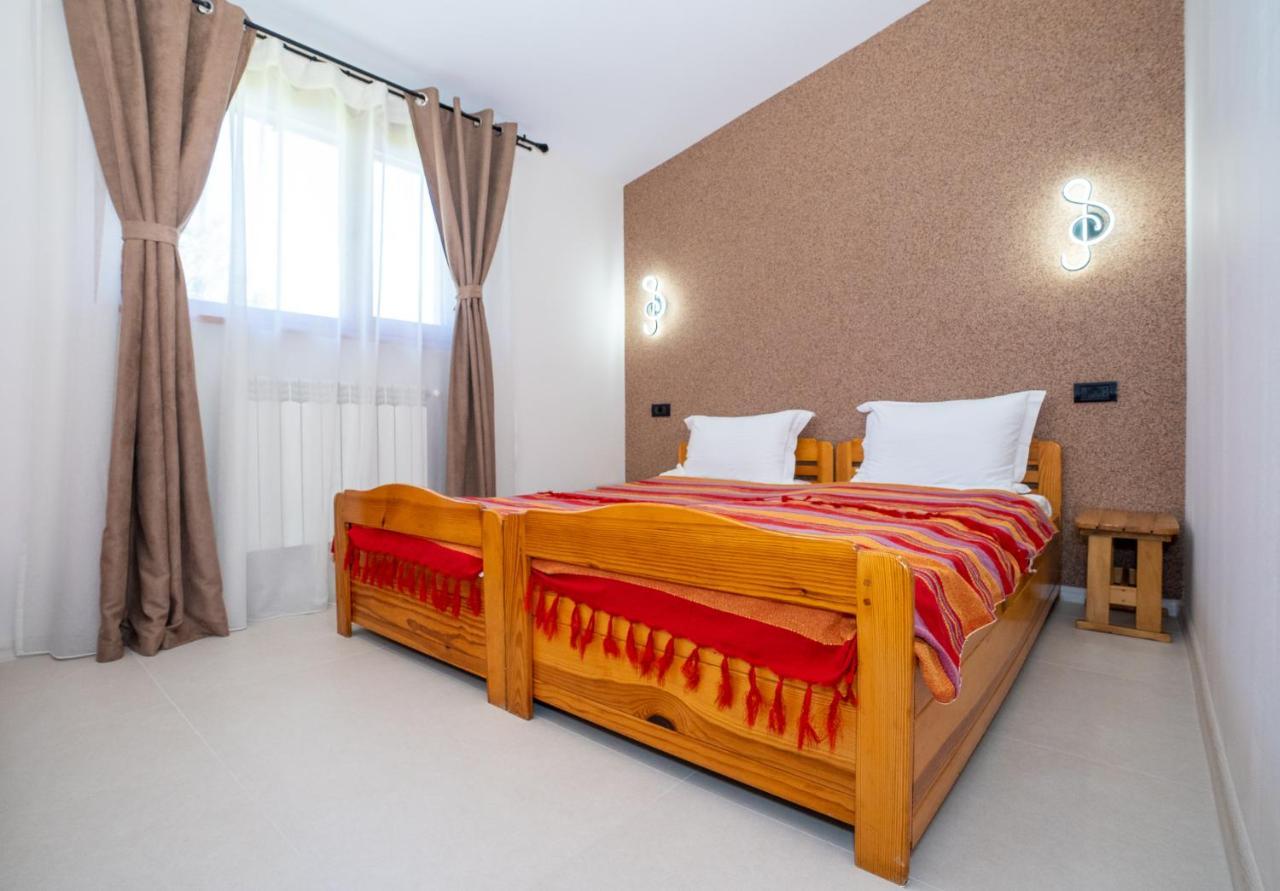 Casa Nikita Hotell Vama Veche Exteriör bild