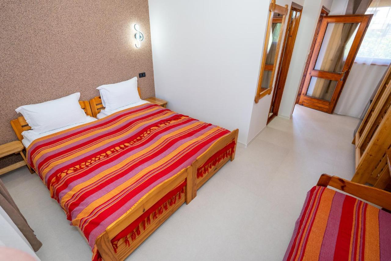 Casa Nikita Hotell Vama Veche Exteriör bild