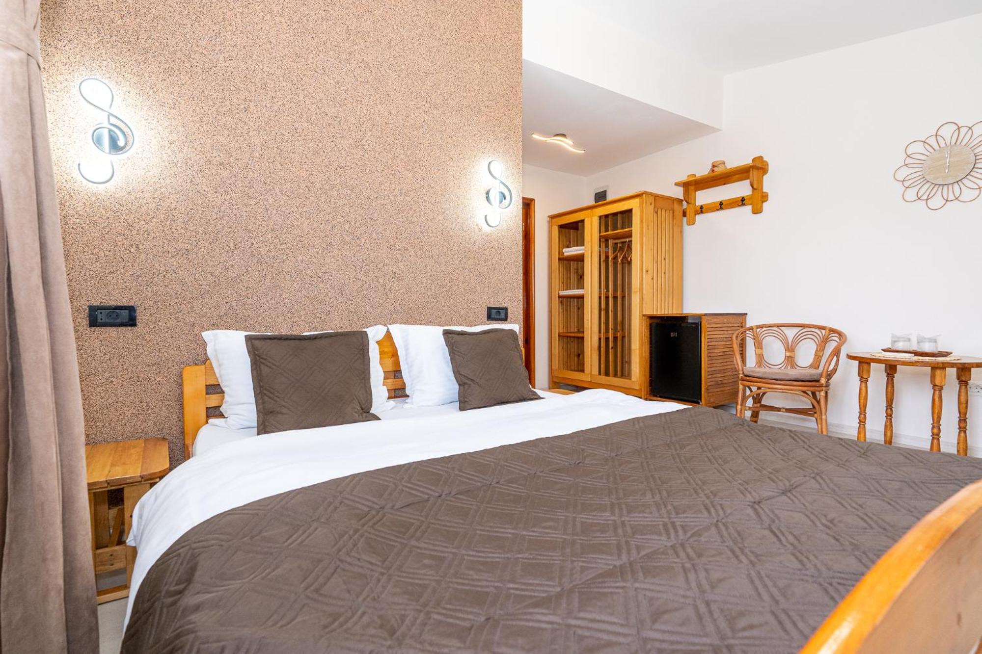 Casa Nikita Hotell Vama Veche Exteriör bild